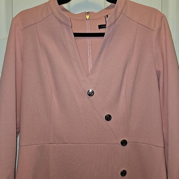 Tommy Hilfiger Dress - Picture 2 of 7